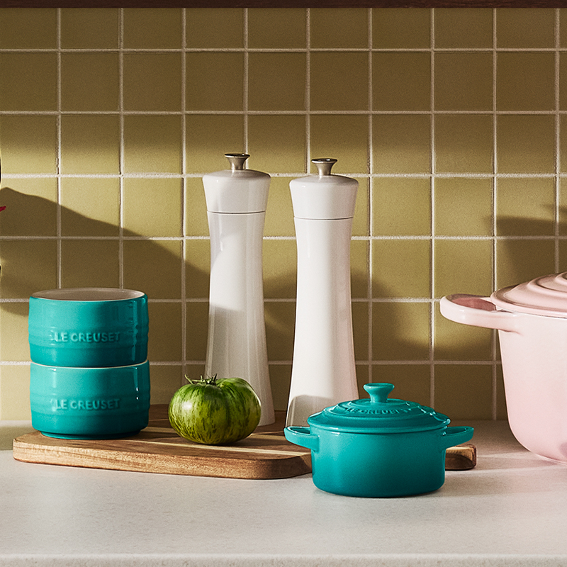 Minimalist Salt & Pepper Mills (Set of 2)